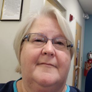 Meet your Posher, Liz